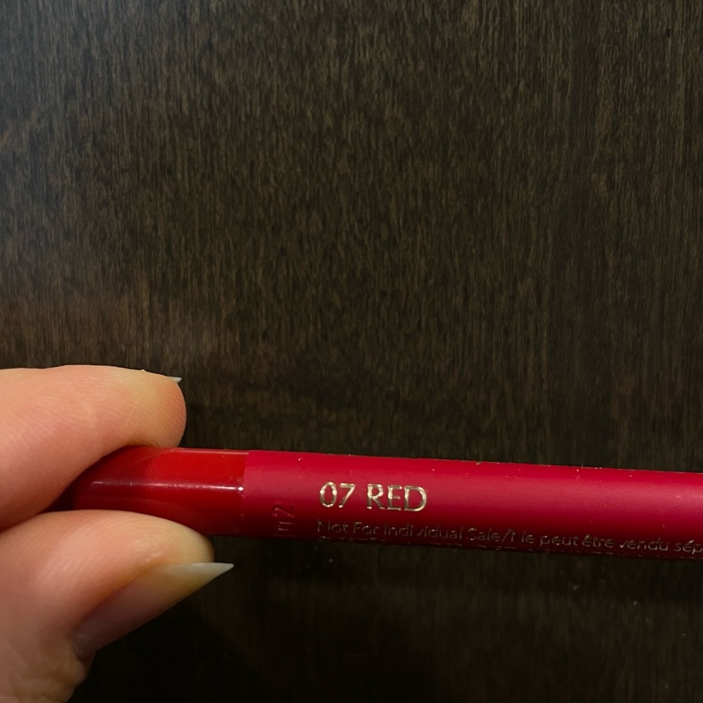 Estée Lauder 007 Red Lipliner Double Wear New
